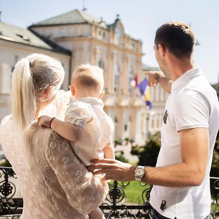Hotel Balkan Centar Биелина Екстериор снимка